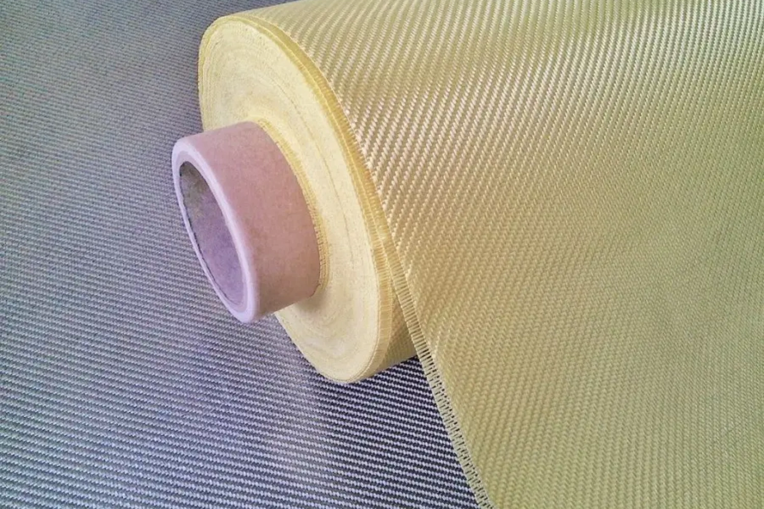 Color aramid fiber
